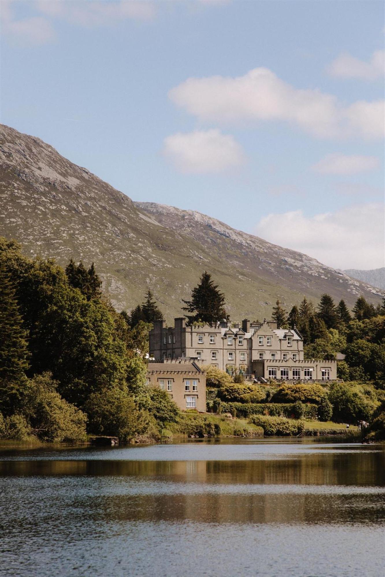 Ballynahinch Castle Hotel Exterior photo